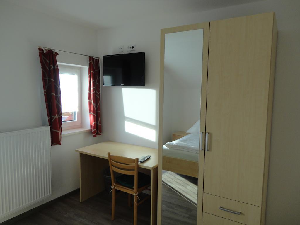 Gasthof Reif Ursensollen Zimmer foto
